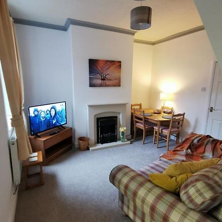 Parkside House 3 Bedroom 2 Bathroom. Parking. Barrow-in-Furness Exterior photo